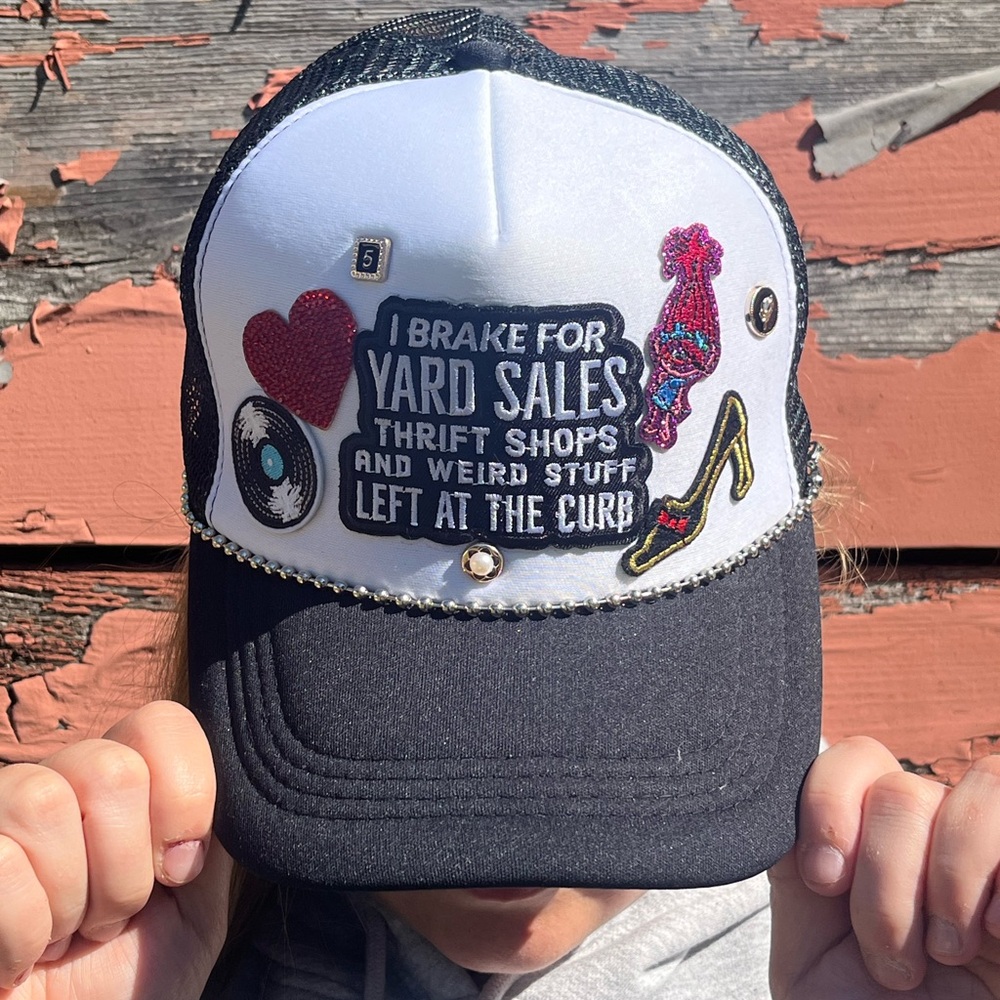 Trendy Black and White Snap-back Truck Hat
